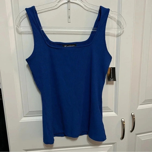 **NWT** INC International Concepts tank top - Picture 2 of 4
